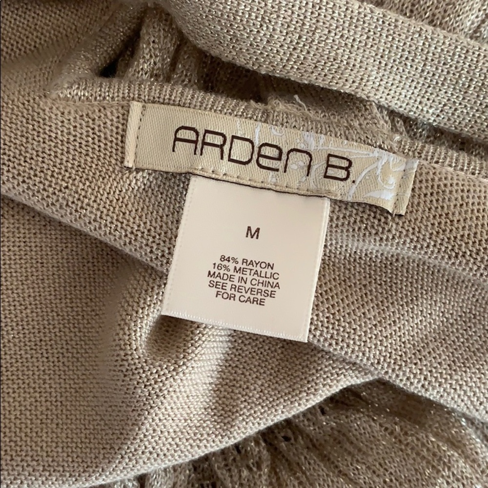 Top - Picture 3 of 3